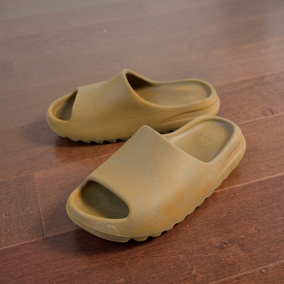 YEEZY x Adidas Slide sandals, Brown, Size 8 - Picture 3 of 8